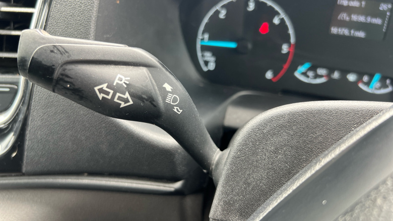 Ford Transit Custom 300 L1 Diesel Fwd 2.0 EcoBlue 130ps Low Roof Limited Van